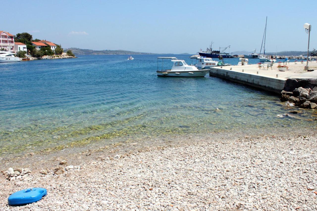 Apartments With A Parking Space Sali, Dugi Otok - 8136 Kültér fotó